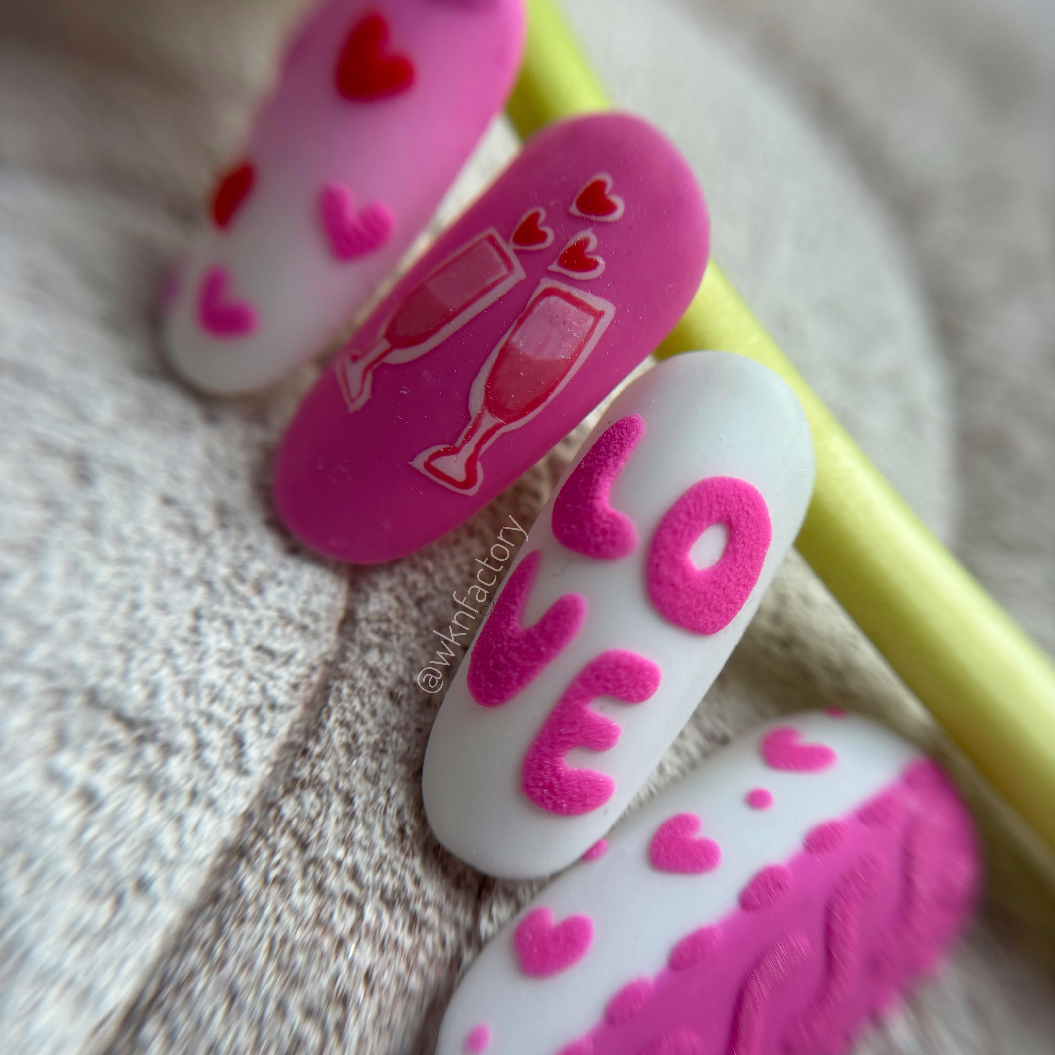 Very You Lakier Hybrydowy Piggy Pink 020 | Soczysty Róż | 10ml | HEMA Free