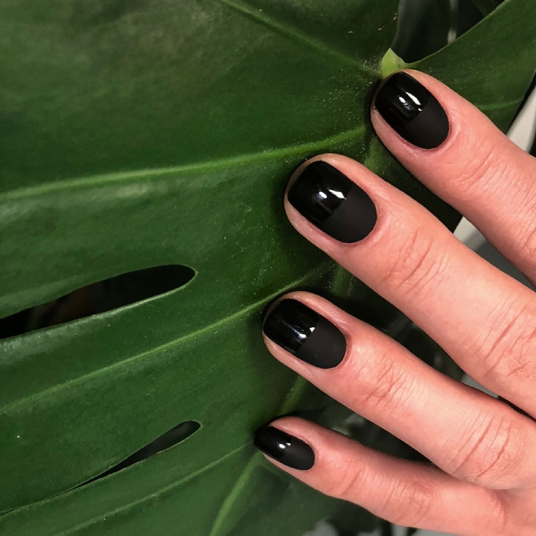 Very You Lakier Hybrydowy Very Black 002 | Czarny | 10ml | HEMA Free